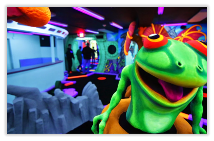 alien vacation mini golf